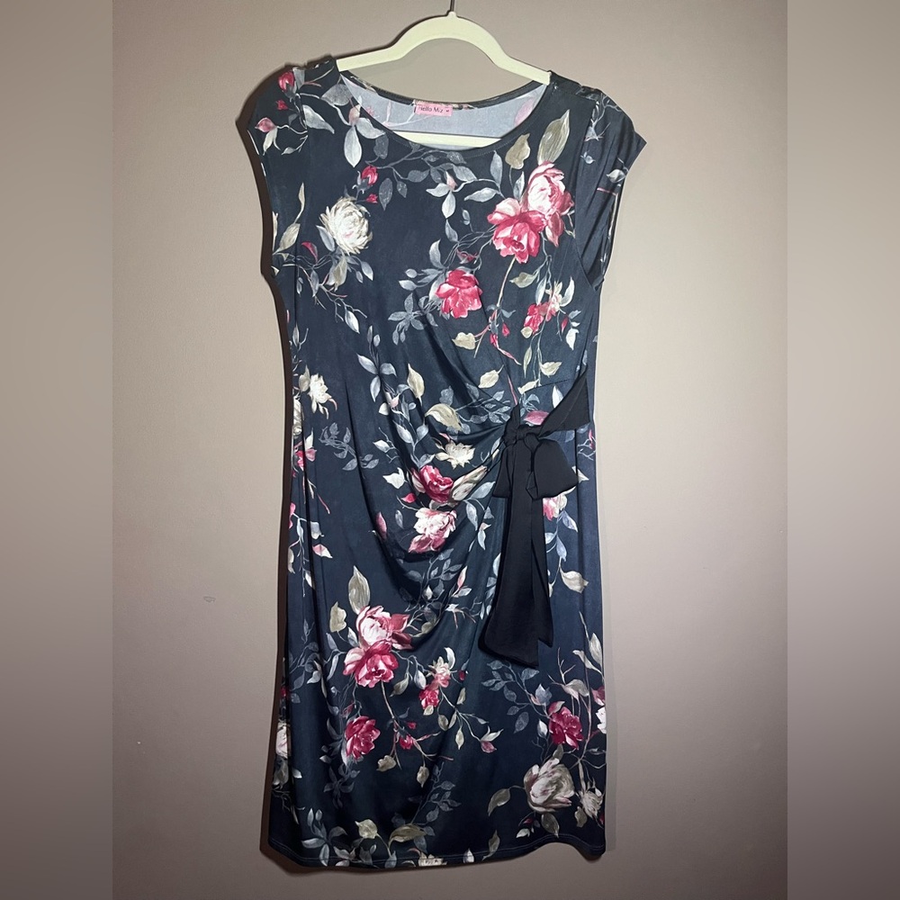 Floral Sleeveless Dress